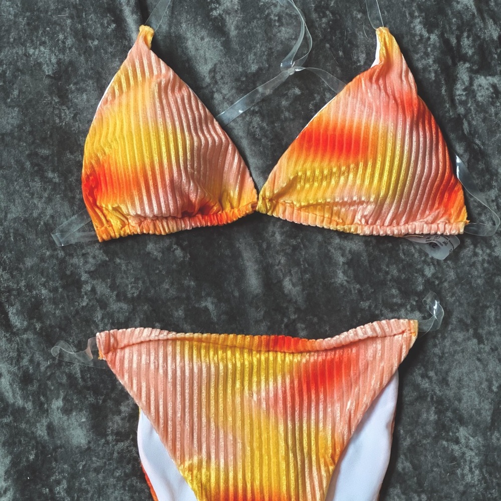 Cheeky Invisible Stap Triangle Bikini